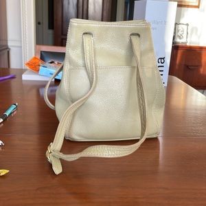 Beautiful Vintage Coach Bag. Excellent Condition. Much loved. 10” X 9”